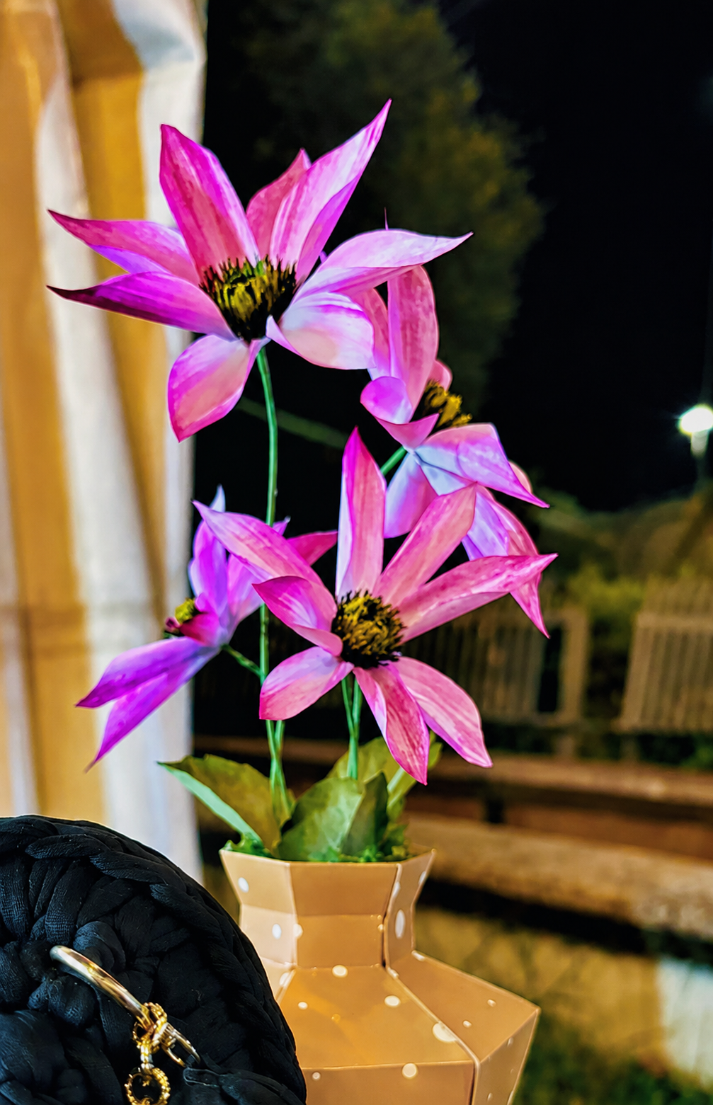 Carte utilizzate da Teresa Masullo per l'Orchidea Dahlia