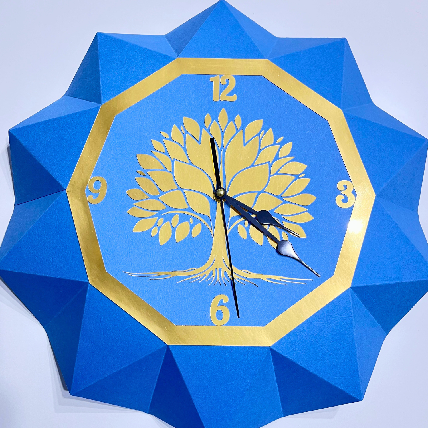 orologio-lowpoly-carta-rosy-priolo