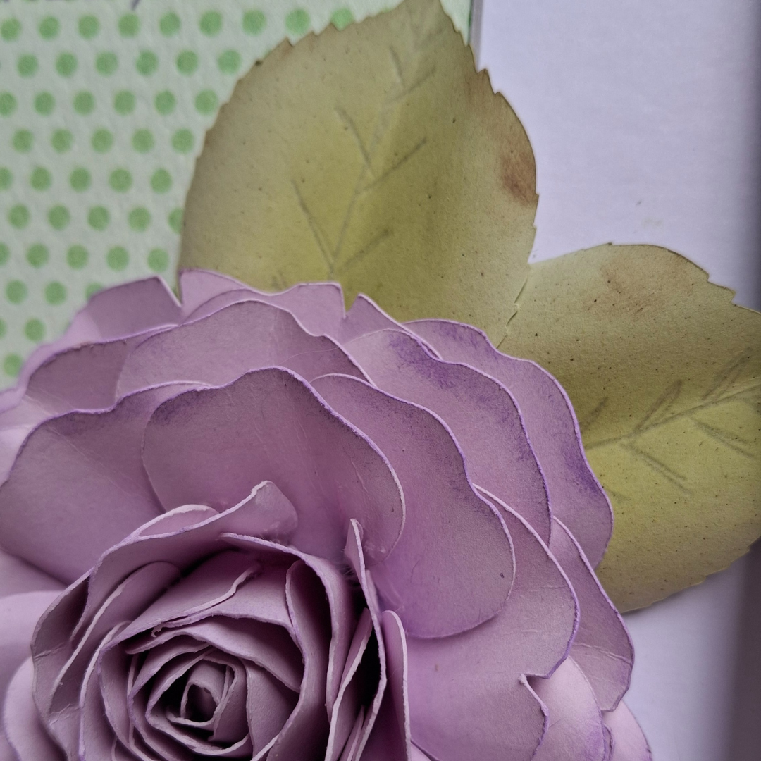 fiore in carta